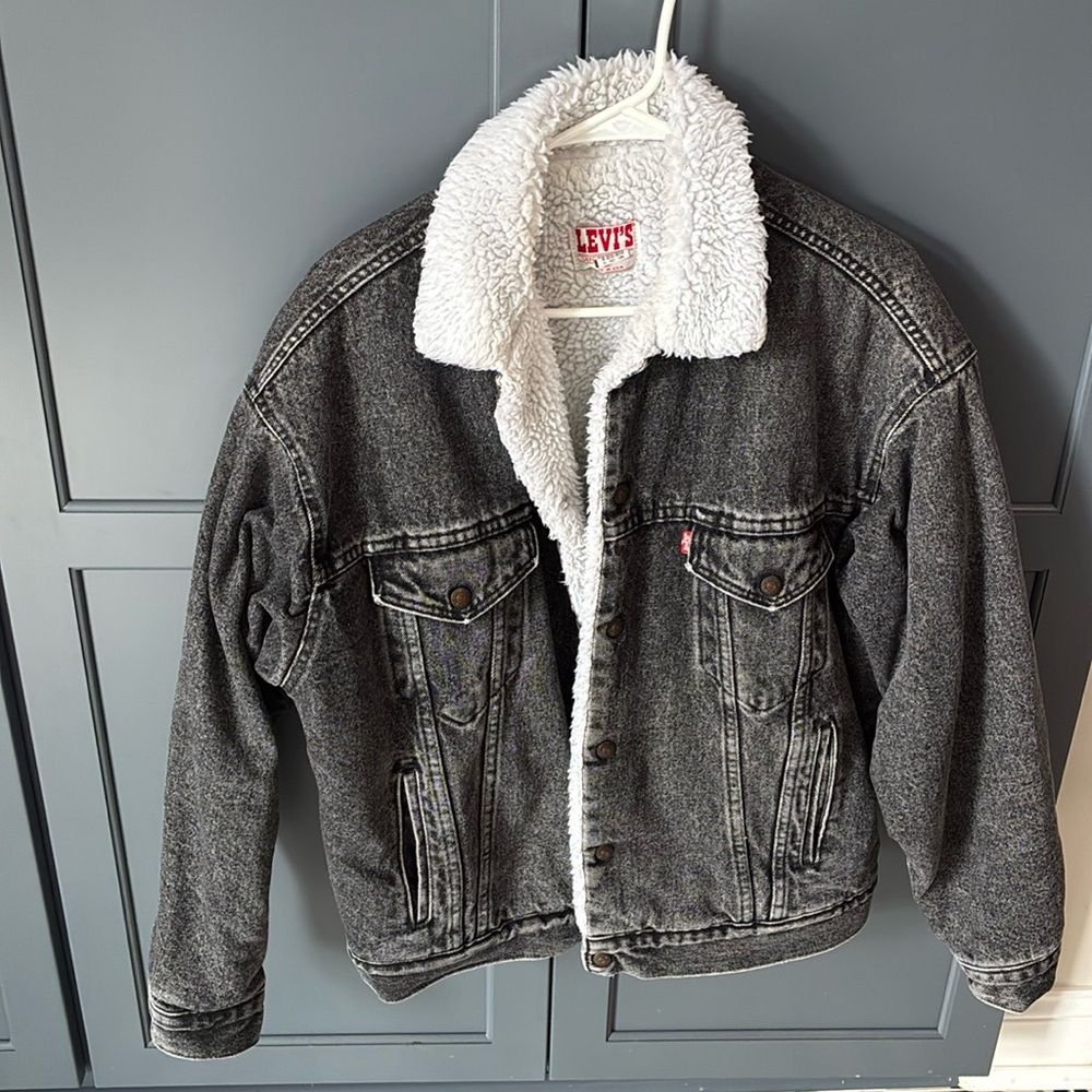 Vintage Levi’s black Jean jacket